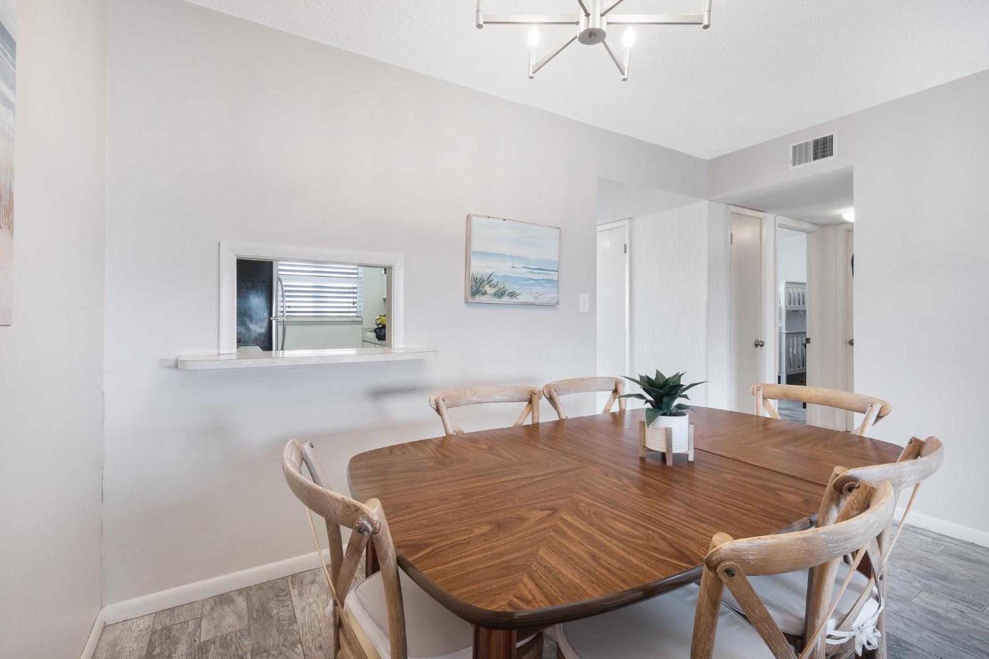 Amazing Views Of The Ocean And Pool From This Top Floor Beach Retreat! ニュー・スマーナ・ビーチ エクステリア 写真